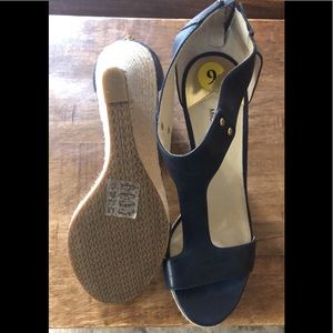 BRAND NEW Blue Michael Kors Wedges - Size 9